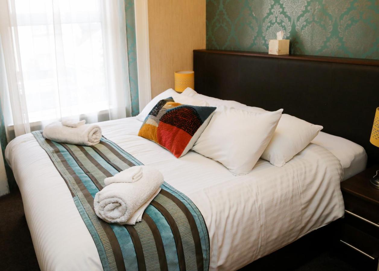 Avarest House Bb Adults Only Портръш Екстериор снимка