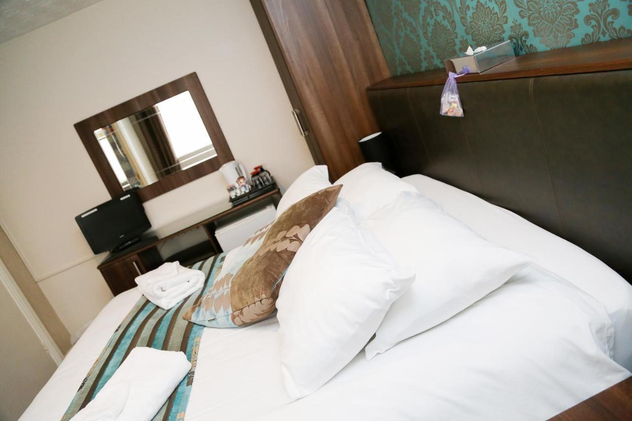 Avarest House Bb Adults Only Портръш Екстериор снимка